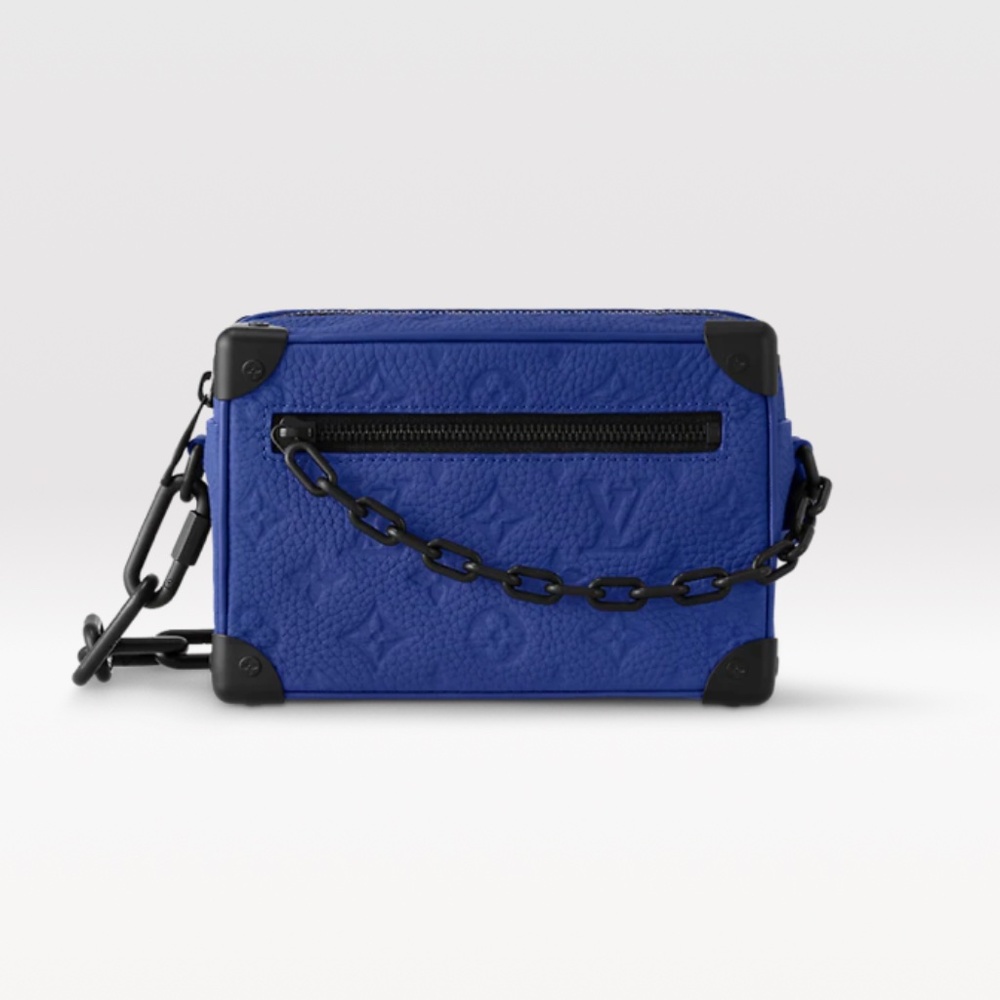 LIMITED EDITION LOUIS VUITTON MONOGRAM MINI SOFT TRUNK BAG - Picture 11 of 14